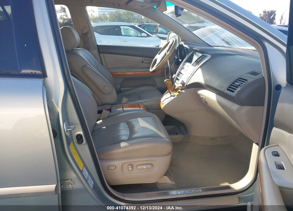2008 LEXUS RX 350 VIN: 2T2HK31U58C096379