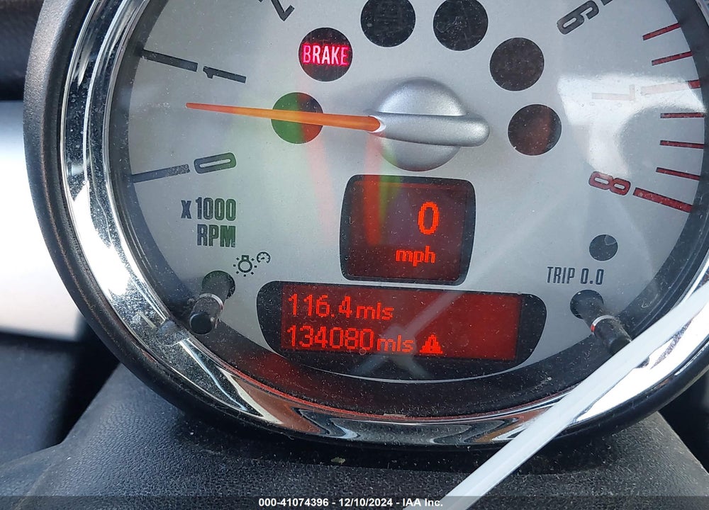 2012 MINI COOPER S VIN: WMWSV3C55CTY27687