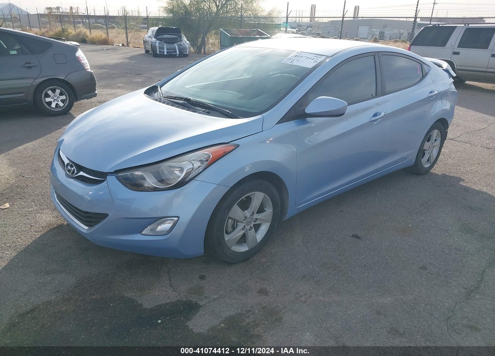2013 HYUNDAI ELANTRA VIN: KMHDH4AE2DU845485