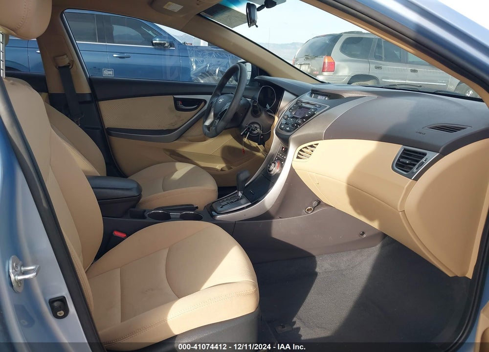 2013 HYUNDAI ELANTRA VIN: KMHDH4AE2DU845485