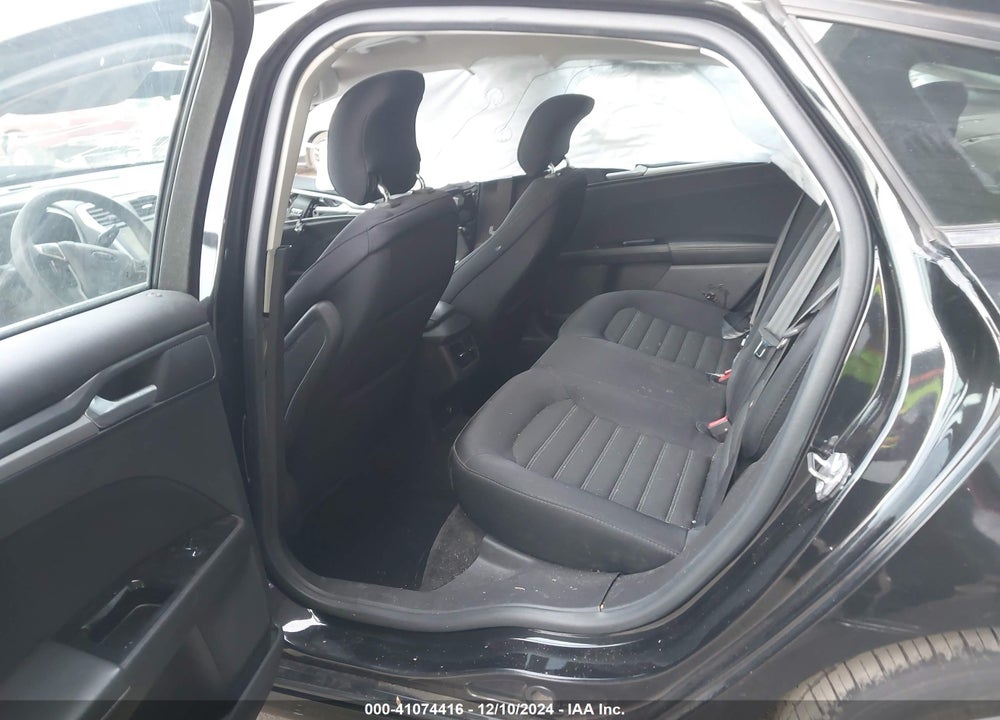 2015 FORD FUSION SE VIN: 3FA6P0HDXFR115197