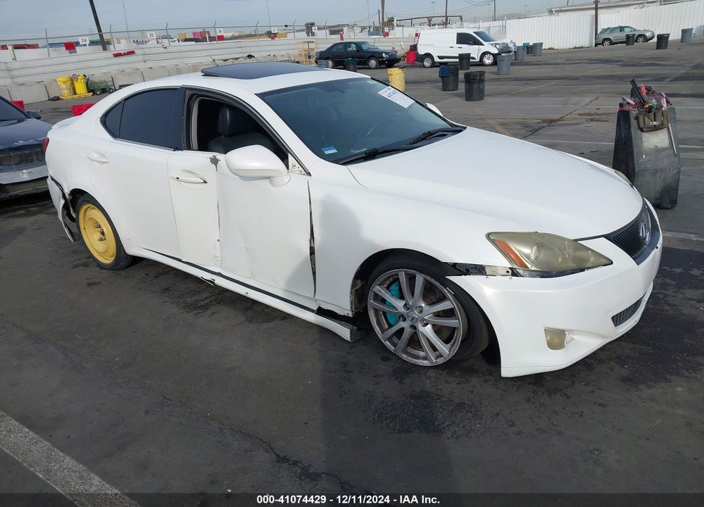 2006 LEXUS IS 350 VIN: JTHBE262562005348