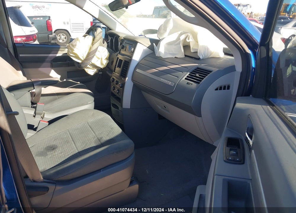 2010 DODGE GRAND CARAVAN HERO VIN: 2D4RN3D16AR401821