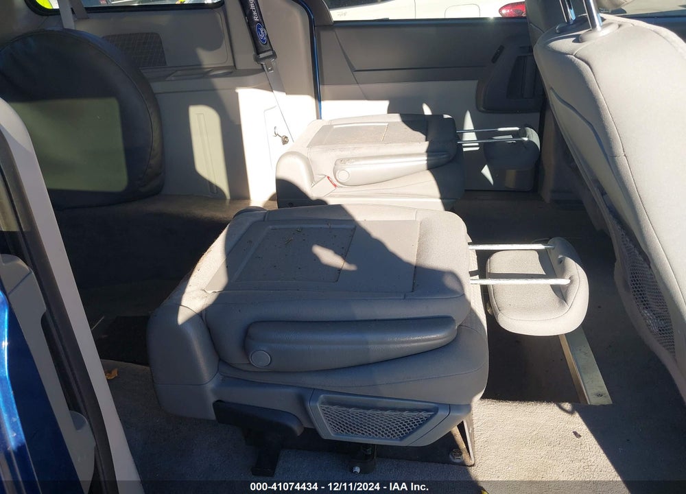 2010 DODGE GRAND CARAVAN HERO VIN: 2D4RN3D16AR401821