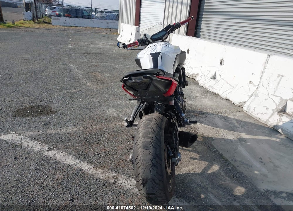2018 YAMAHA MT07 C VIN: JYARM27Y4JA000786