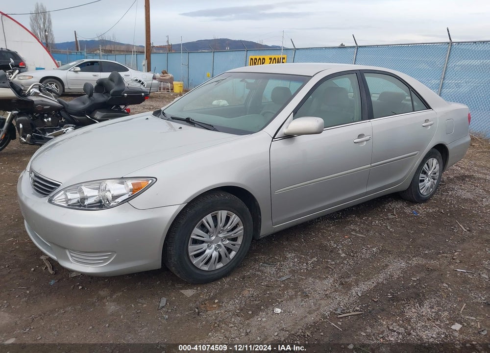 2005 TOYOTA CAMRY LE VIN: 4T1BE32K55U512553