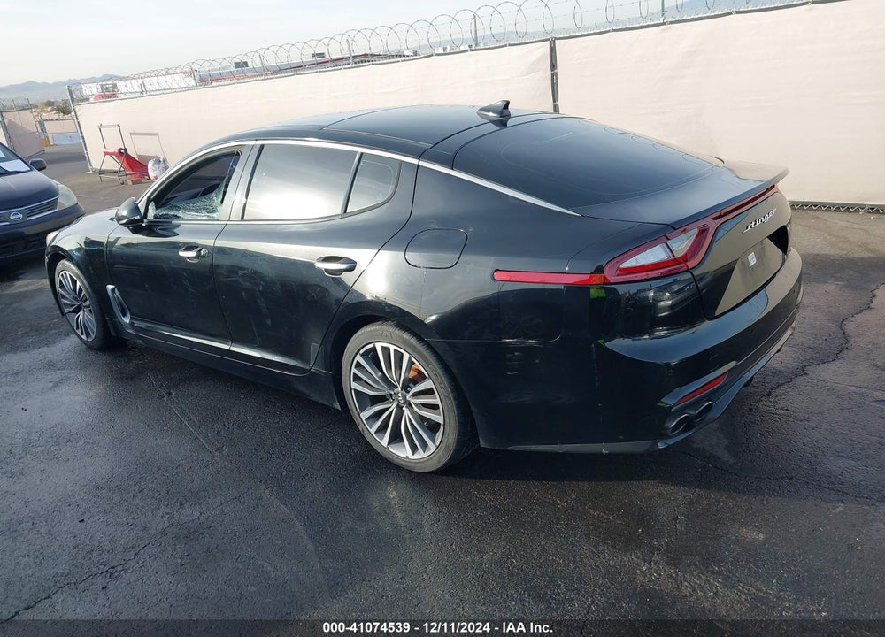 2018 KIA STINGER PREMIUM VIN: KNAE25LAXJ6021256