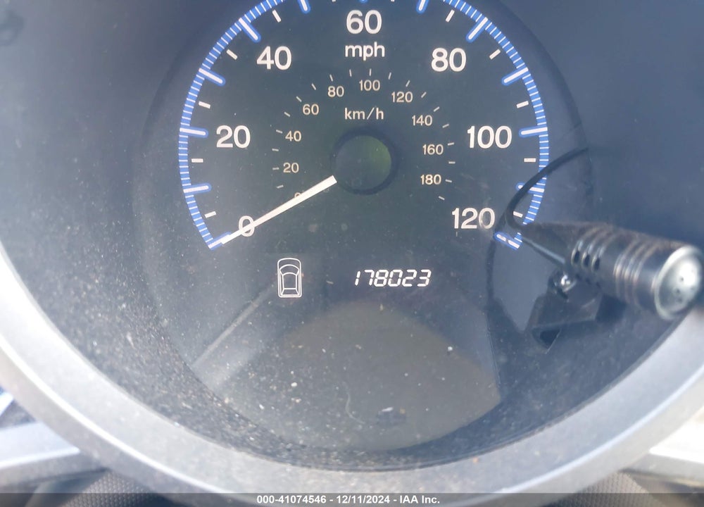 2010 HONDA ELEMENT LX VIN: 5J6YH1H32AL000995