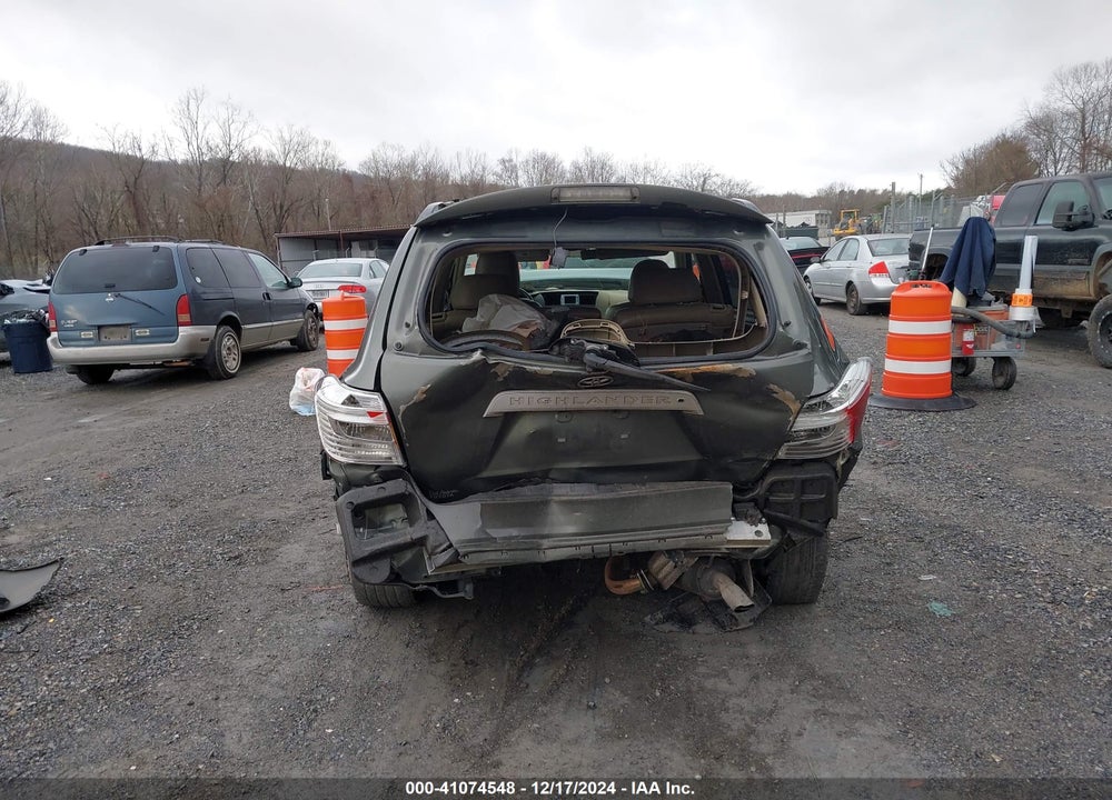2010 TOYOTA HIGHLANDER SE V6 VIN: 5TDKK3EH2AS008196