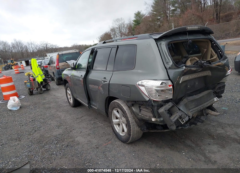 2010 TOYOTA HIGHLANDER SE V6 VIN: 5TDKK3EH2AS008196