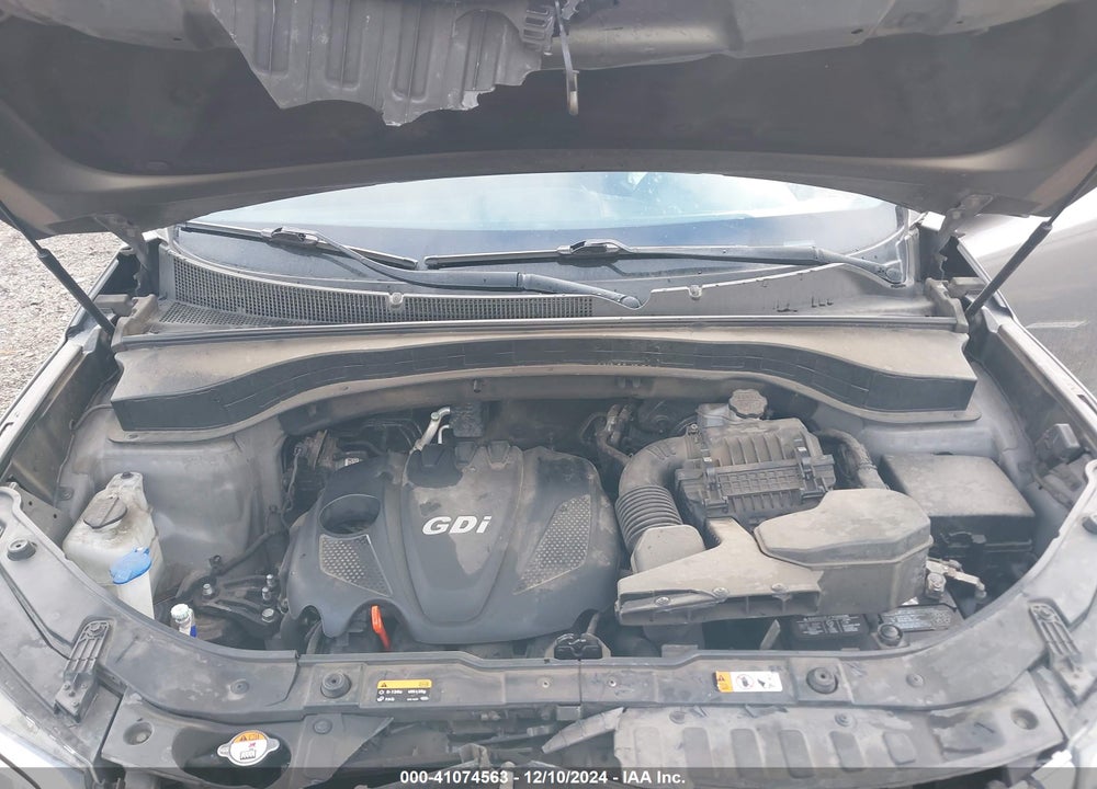 2015 KIA SORENTO LX VIN: 5XYKTCA63FG594803