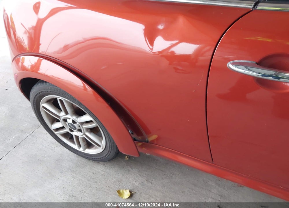 2011 MINI COOPER VIN: WMWZN3C54BTZ89405