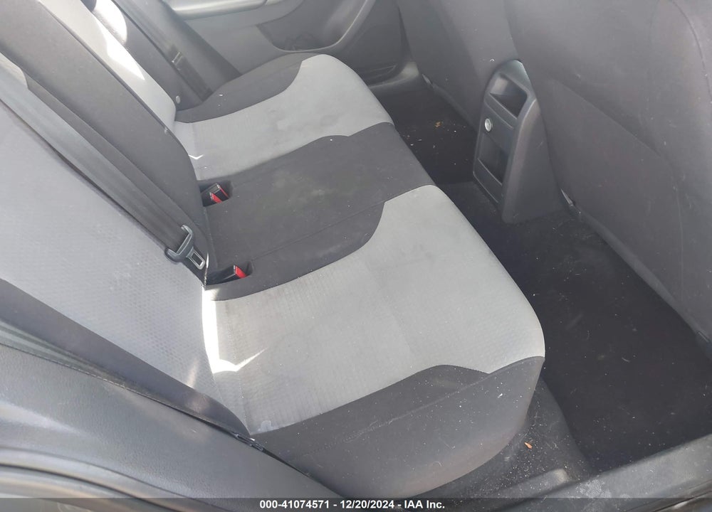 2017 VOLKSWAGEN JETTA 1.4T S VIN: 3VW2B7AJ2HM379172