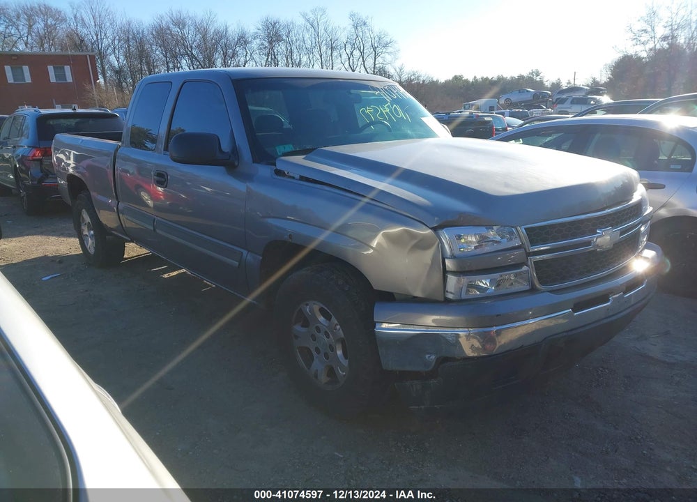 2007 CHEVROLET SILVERADO 1500 CLASSIC LT1 VIN: 2GCEK19Z571115828