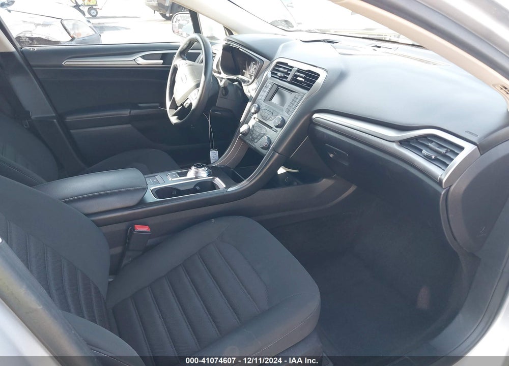 2017 FORD FUSION HYBRID SE VIN: 3FA6P0LU9HR373821