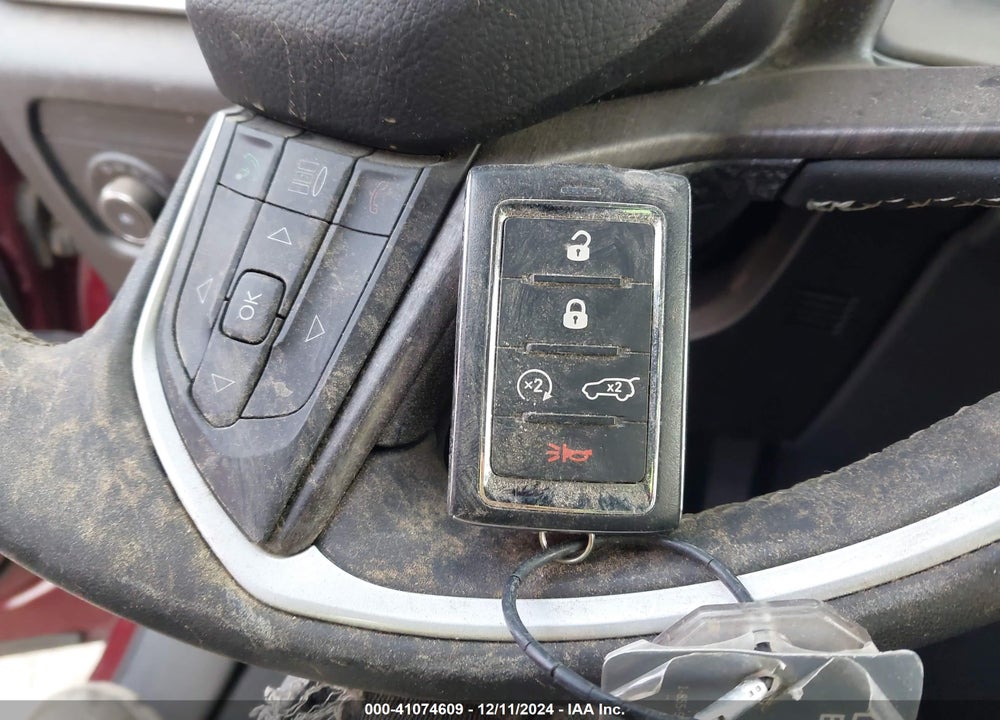 2023 JEEP GRAND CHEROKEE L LIMITED 4X4 VIN: 1C4RJKBG1P8806550