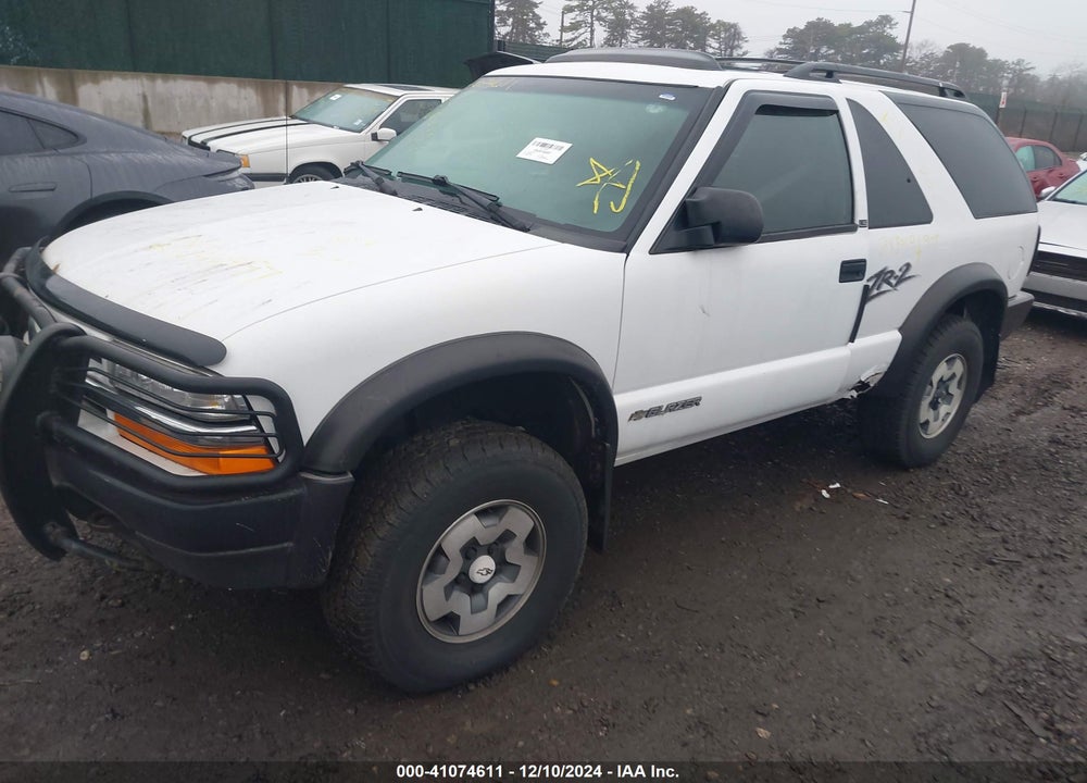 2001 CHEVROLET BLAZER LS VIN: 1GNCT18W41K136356