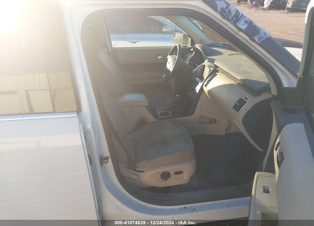 2013 FORD FLEX SEL VIN: 2FMGK5C89DBD38570