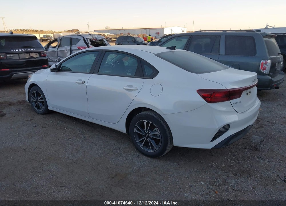 2024 KIA FORTE LXS VIN: 3KPF24AD6RE732201