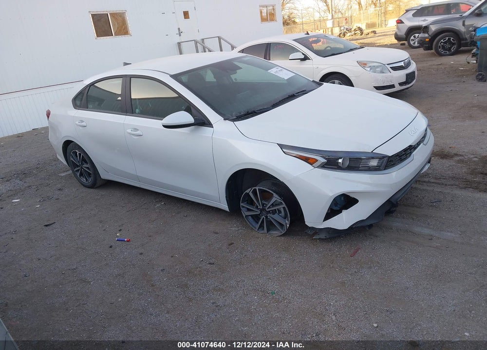 2024 KIA FORTE LXS VIN: 3KPF24AD6RE732201