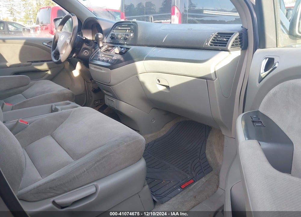 2006 HONDA ODYSSEY EX VIN: 5FNRL38466B090286