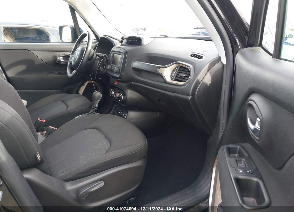 2017 JEEP RENEGADE LATITUDE FWD VIN: ZACCJABB1HPF98829
