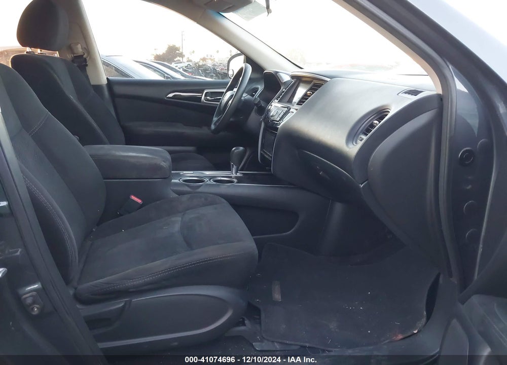 2014 NISSAN PATHFINDER S VIN: 5N1AR2MN2EC639526