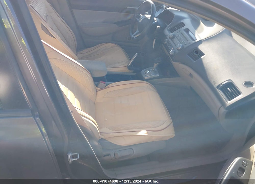2011 HONDA CIVIC LX VIN: 2HGFA1F58BH531849