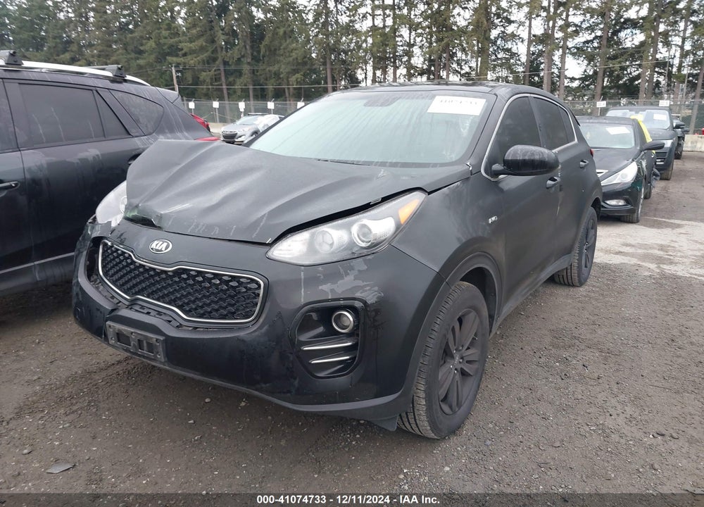 2018 KIA SPORTAGE LX VIN: KNDPMCAC0J7469305