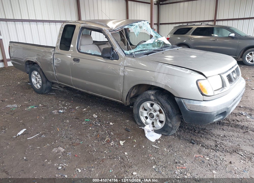 2000 NISSAN FRONTIER XE VIN: 1N6DD26S4YC418529