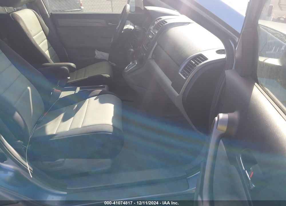 2009 HONDA CR-V LX VIN: JHLRE38369C011236