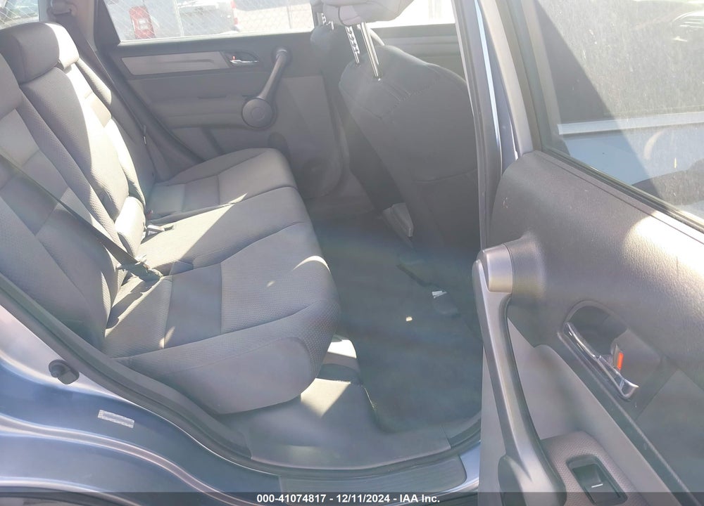 2009 HONDA CR-V LX VIN: JHLRE38369C011236