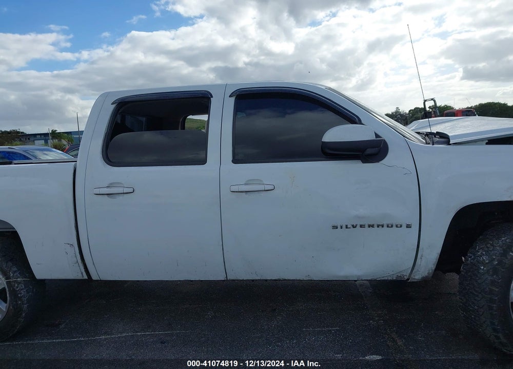 2007 CHEVROLET SILVERADO VIN: 3GCEK13M17G514157