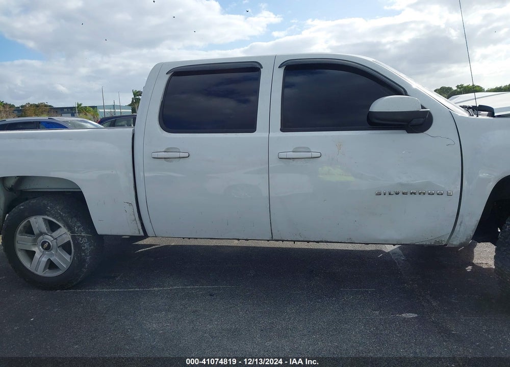 2007 CHEVROLET SILVERADO VIN: 3GCEK13M17G514157