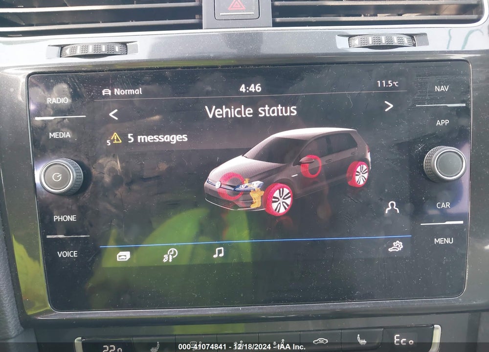 2017 VOLKSWAGEN E-GOLF VIN: WVWPR7AU3HW950215