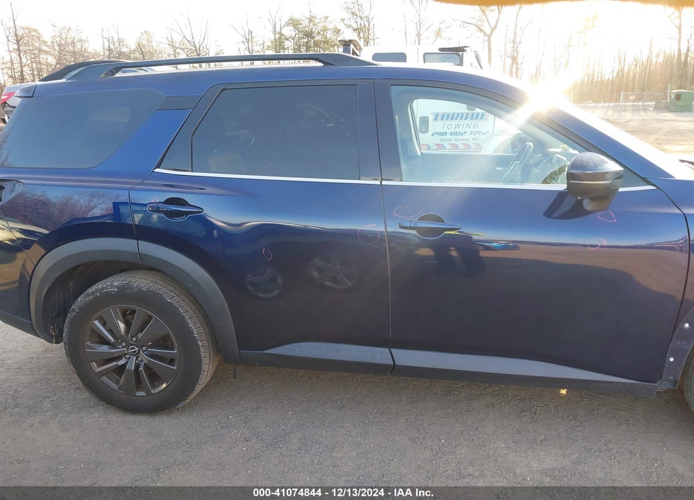 2022 NISSAN PATHFINDER SV 2WD VIN: 5N1DR3BA2NC216478