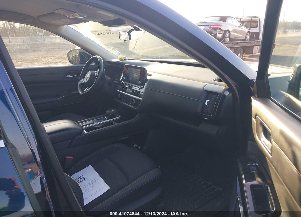 2022 NISSAN PATHFINDER SV 2WD VIN: 5N1DR3BA2NC216478