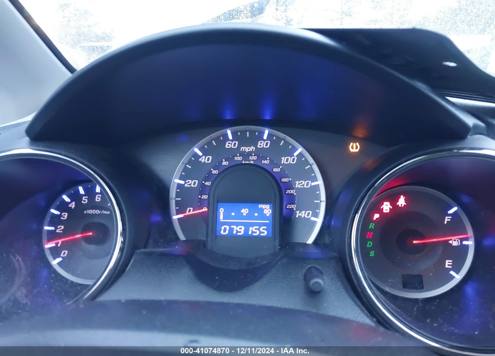 2013 HONDA FIT SPORT VIN: JHMGE8H53DC031910