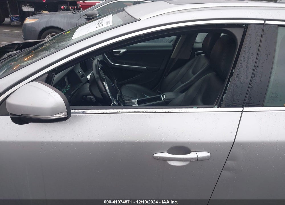 2015 VOLVO V60 T5 PREMIER VIN: YV1612SB0F1187318