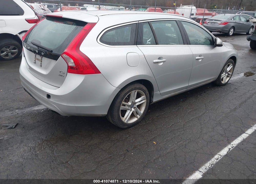 2015 VOLVO V60 T5 PREMIER VIN: YV1612SB0F1187318