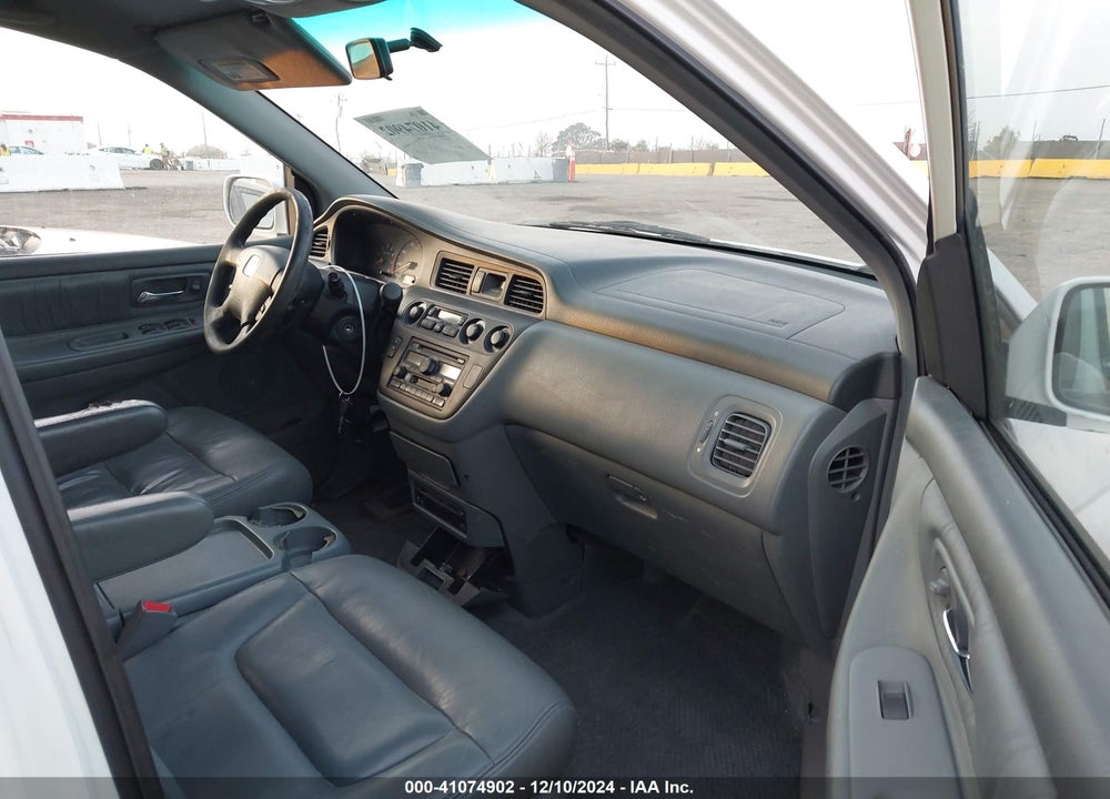 2003 HONDA ODYSSEY EX-L VIN: 5FNRL180X3B121634