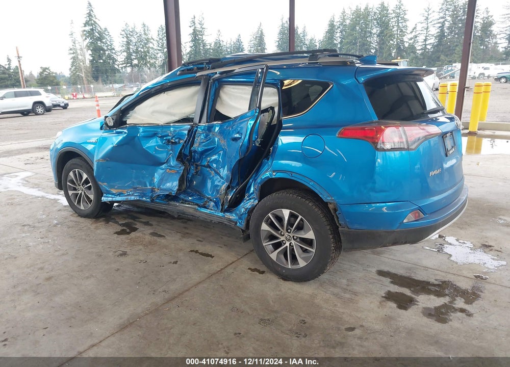 2017 TOYOTA RAV4 HYBRID XLE VIN: JTMRJREV5HD139879
