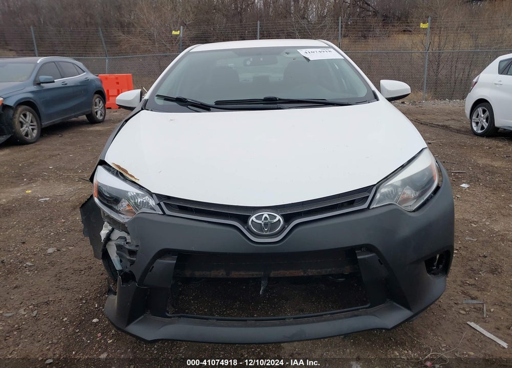 2015 TOYOTA COROLLA LE VIN: 5YFBURHE8FP221863