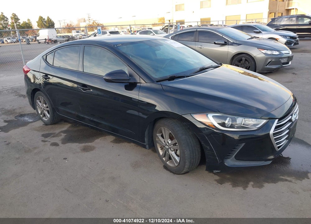 2017 HYUNDAI ELANTRA SE VIN: 5NPD84LF9HH018965