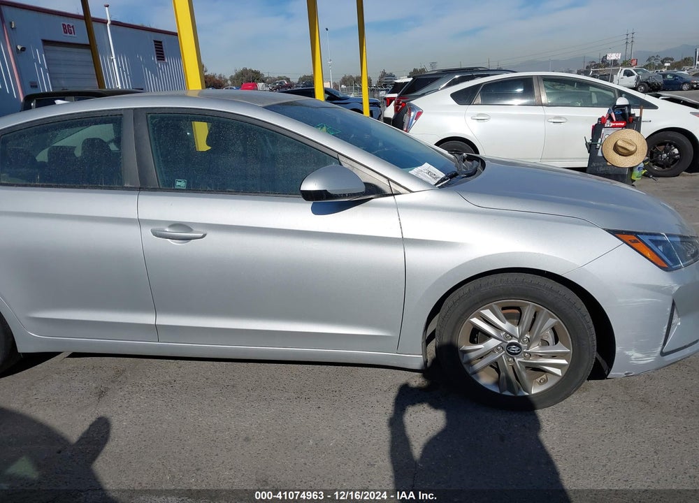 2019 HYUNDAI ELANTRA SEL VIN: 5NPD84LF4KH450452