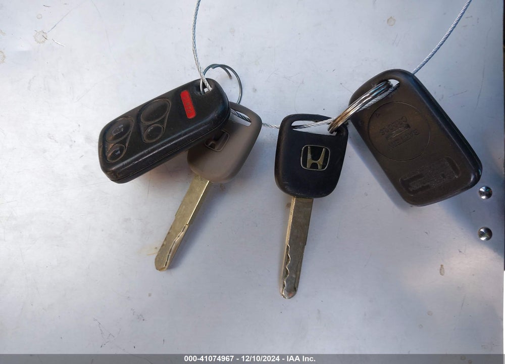 2004 HONDA ODYSSEY EX VIN: 5FNRL188X4B092529