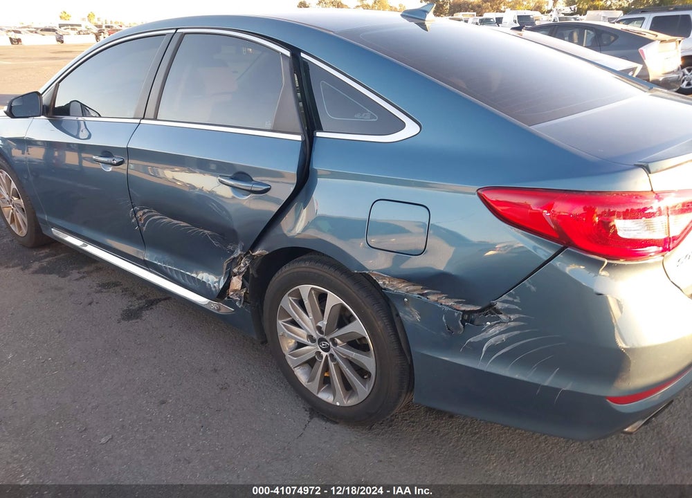 2017 HYUNDAI SONATA SPORT VIN: 5NPE34AF1HH572023
