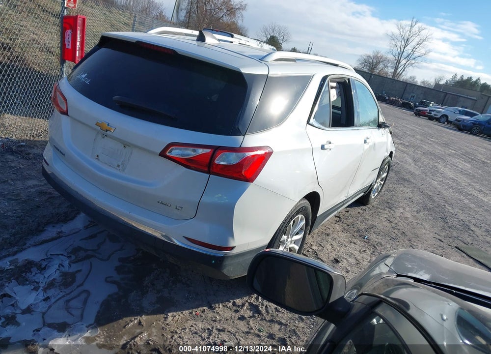 2018 CHEVROLET EQUINOX LT VIN: 2GNAXSEV7J6107563