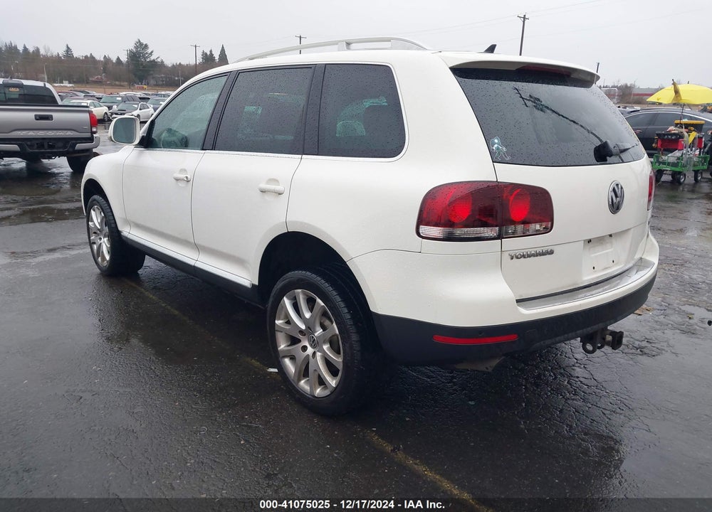 2009 VOLKSWAGEN TOUAREG 2 V6 TDI VIN: WVGFM77L99D037105