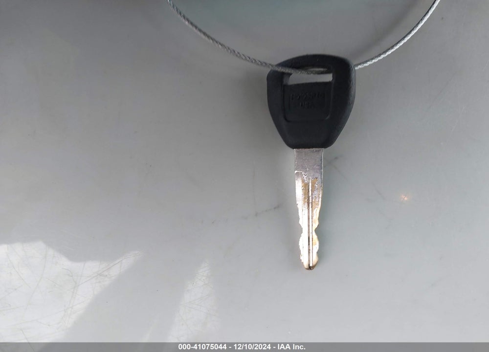 2001 HONDA CIVIC LX VIN: 1HGES15501L009227
